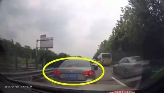 ������㣬�ܶ��_�@�ӵ�׷β�᣿