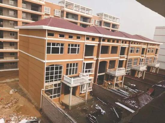 ̫��һ�WУ���`�����e��