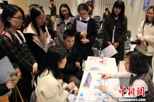 �Ϻ����օ^�״΁�����Ҏģ�Ӕ��˲�