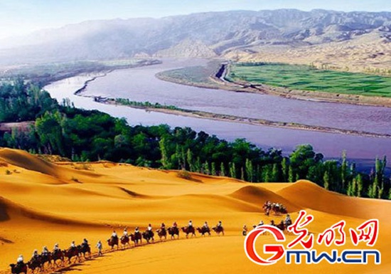 寧夏沙坡頭是國家級沙漠生態(tài)自然保護區(qū)