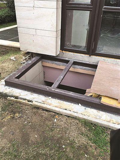 ס����Q��䓻�����������;���F������