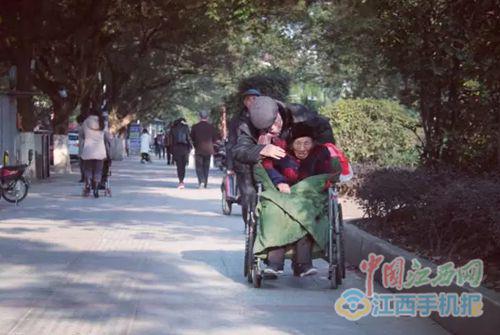 �ı������ϰ��ڹ��@ɢ��