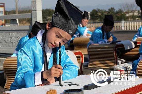 ����һС�l���߳�21λ��ʿ����Tʿ �к��ؼ�?