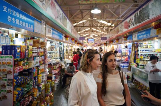 5��8�գ�����Դ���Ј������Ե���Sandra Saewert�����c����һ����Ј���